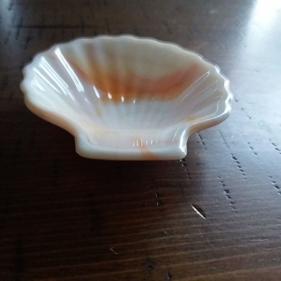 Vintage Akro Agate  Seashell Shape  Dish ￼Orange Ombre Ashtray, Jewelry Holder - Picture 4 of 5